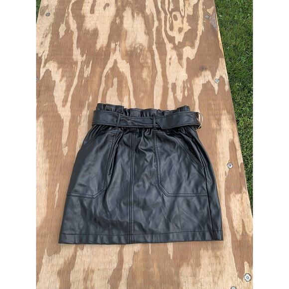 Haute Monde S Faux Leather Belted Mini Skirt in Black‎ Small Biker Goth Summer - Picture 2 of 8